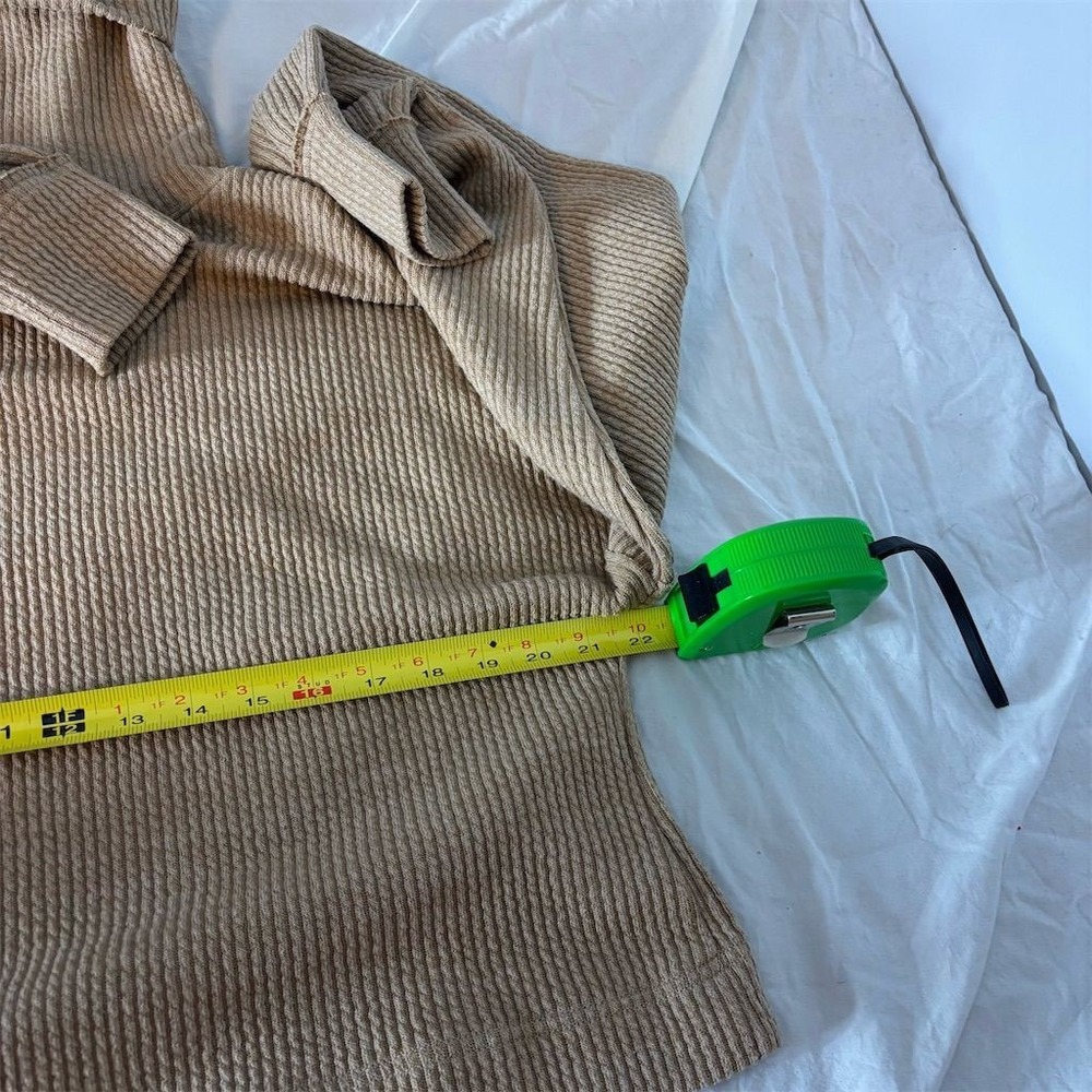 By Together Tan Ribbed Turtleneck Balloon Sleeve Cropped Sweater L5134 Large - Picture 5 of 5